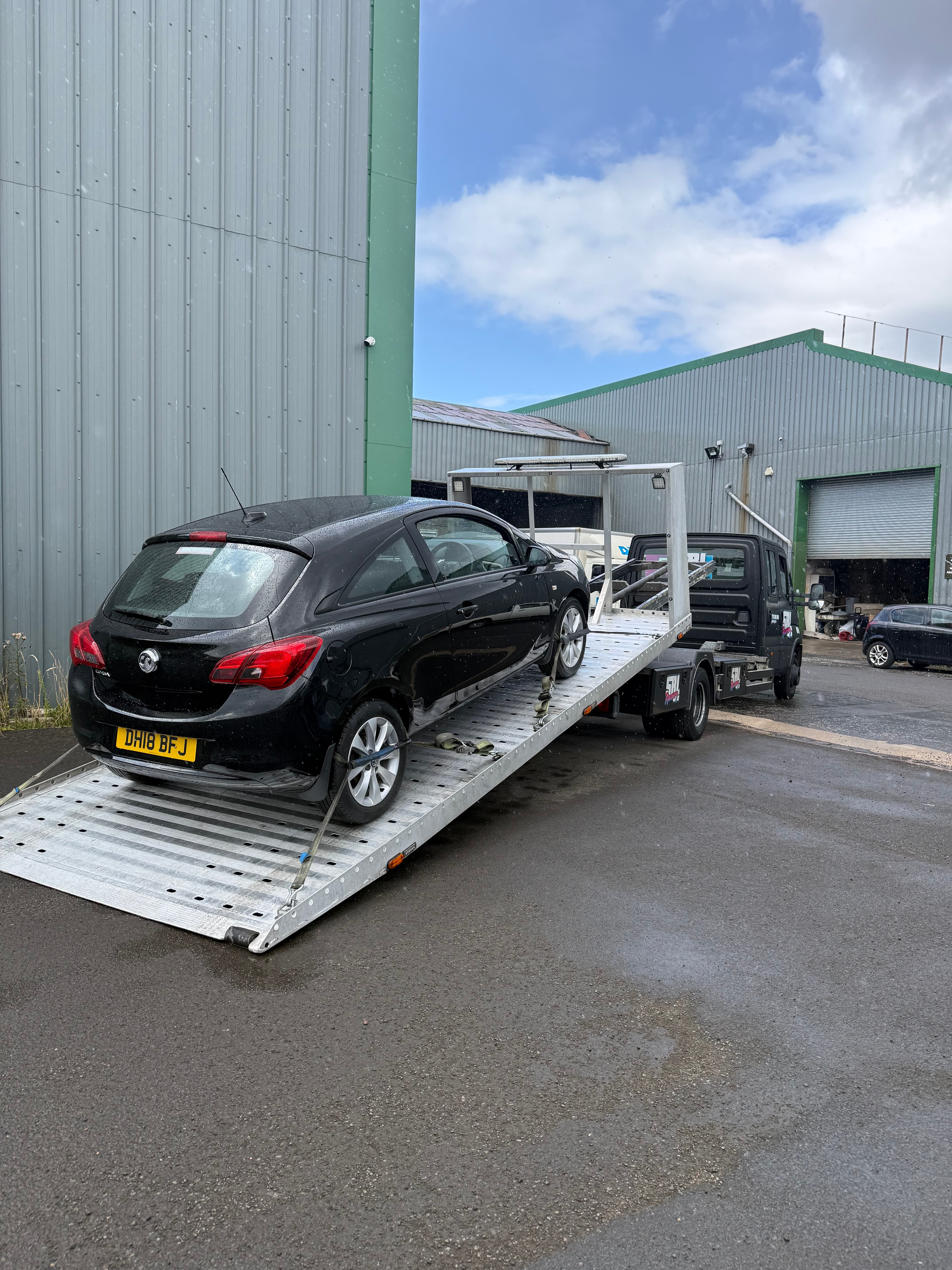 Vauxhall recovered to Glasgow Bodyshop
